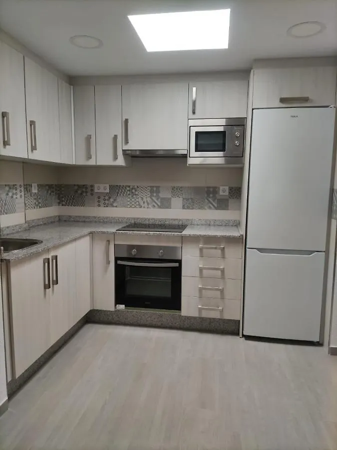 Apartamento Reformado Con Piscina Y Vistas Garrucha